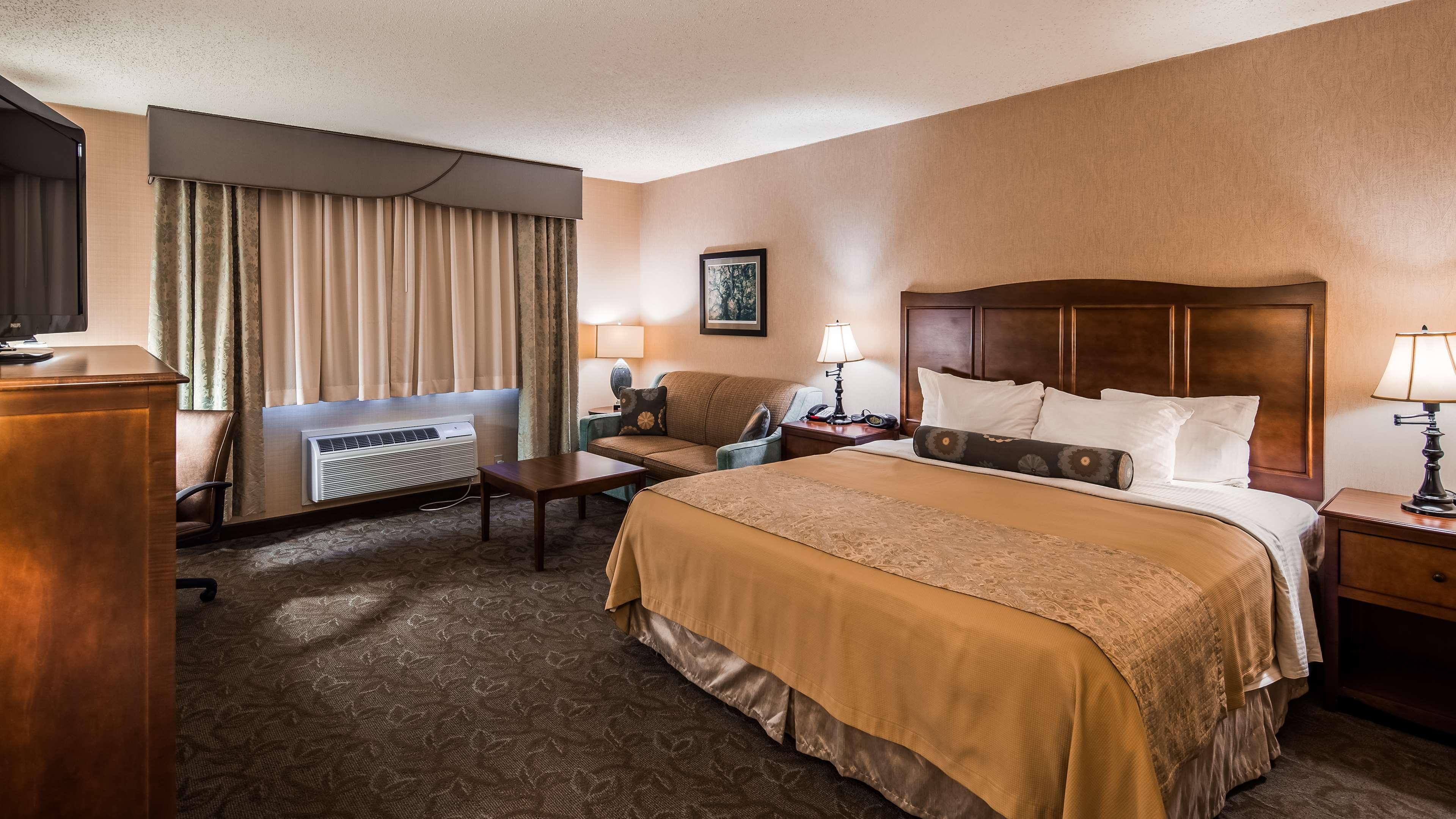 The At Lewisburg, Bw Signature Collection Hotel 3*