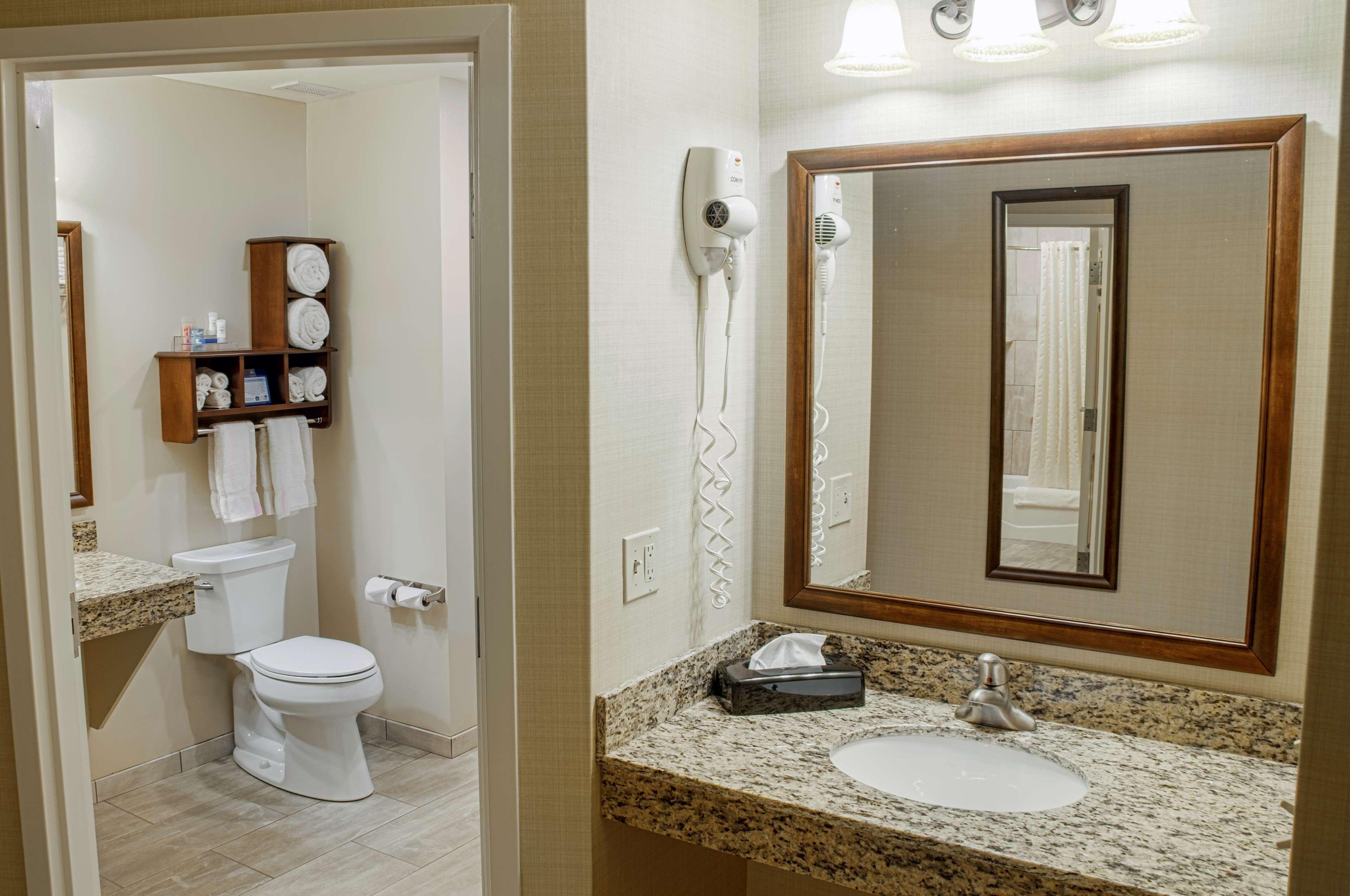 Hotel The At Lewisburg, Bw Signature Collection