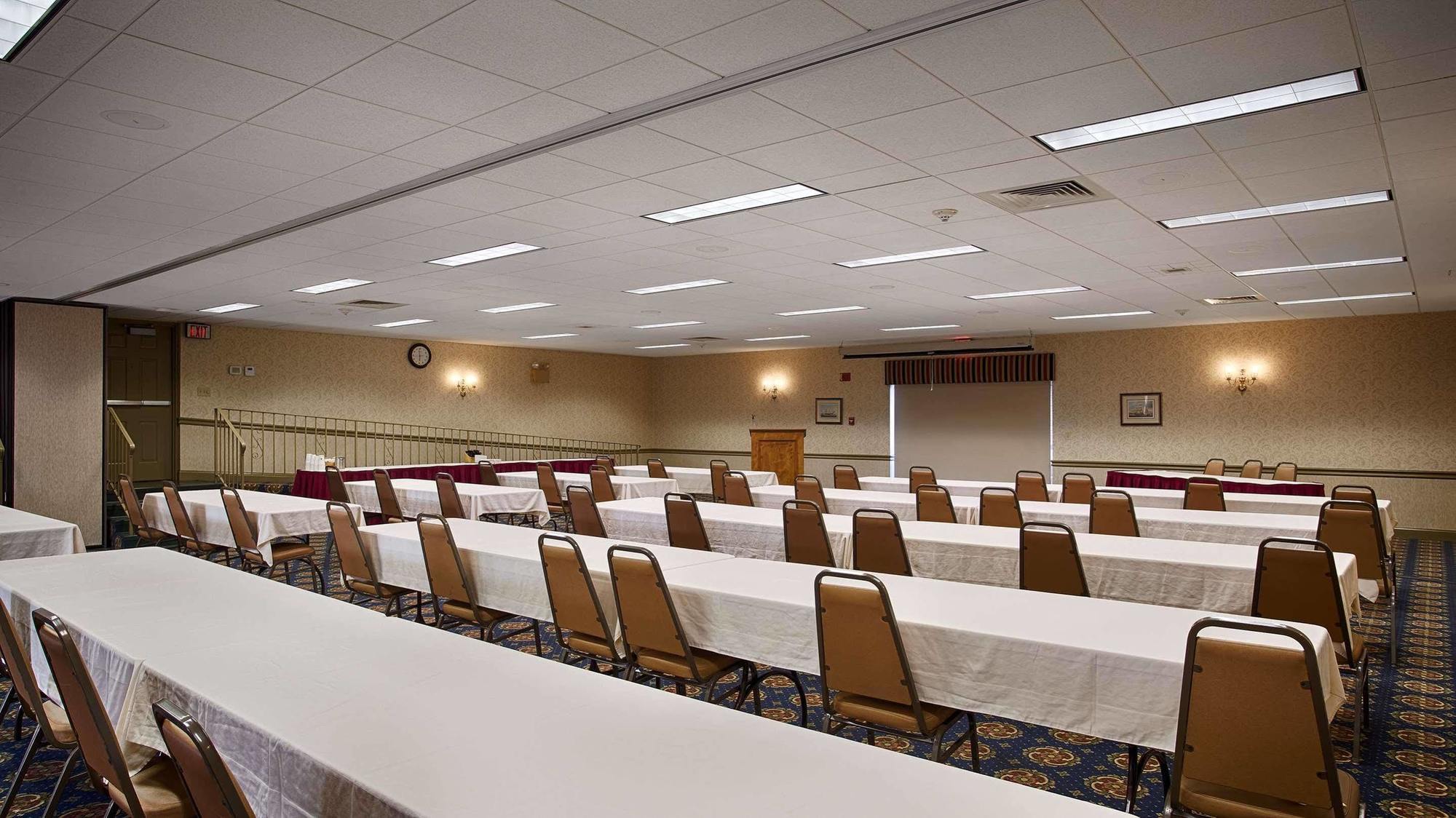 The At Lewisburg, Bw Signature Collection Hotel